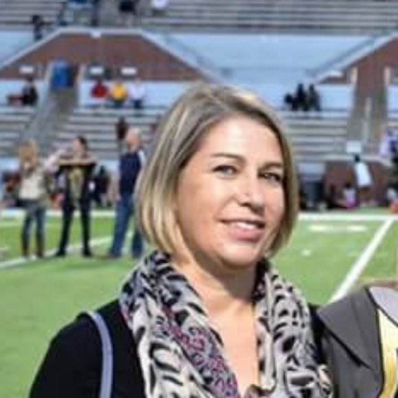 Meet your Posher, Louise - Picture 1 of 1